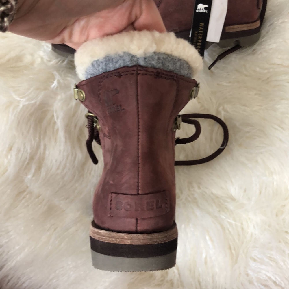 New Sorel Sneakchic Alpine Holiday Boots - Picture 6 of 13